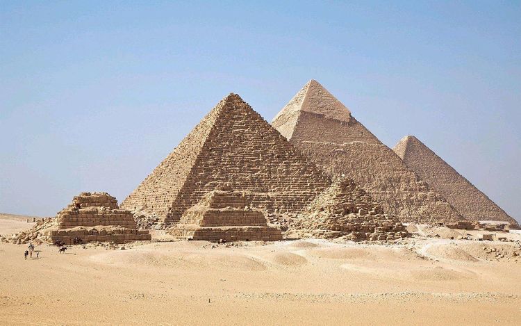 古埃及明星图班的方向基于建筑与金字塔对齐